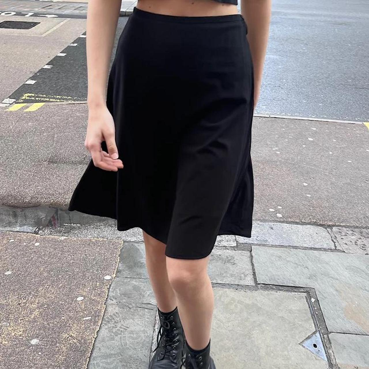 Brandy Melville Charlotte skirt Super cute and in... Depop