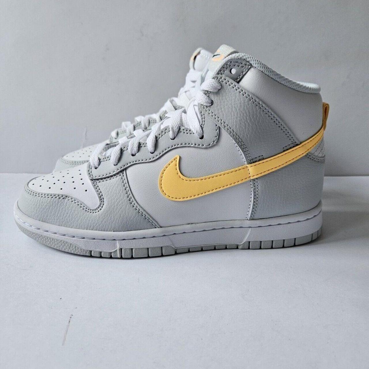 BNIB Women's Nike Dunk High Pure Platinum/Melon - Depop