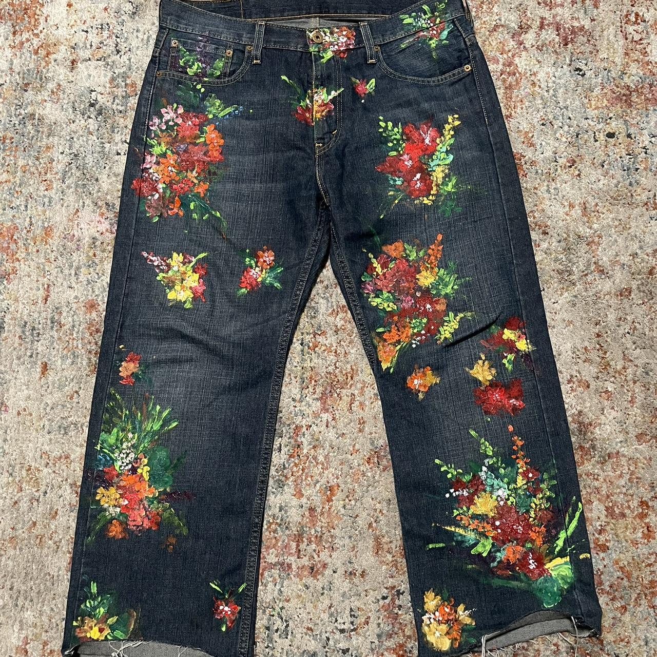 Levi's floral outlet jeans