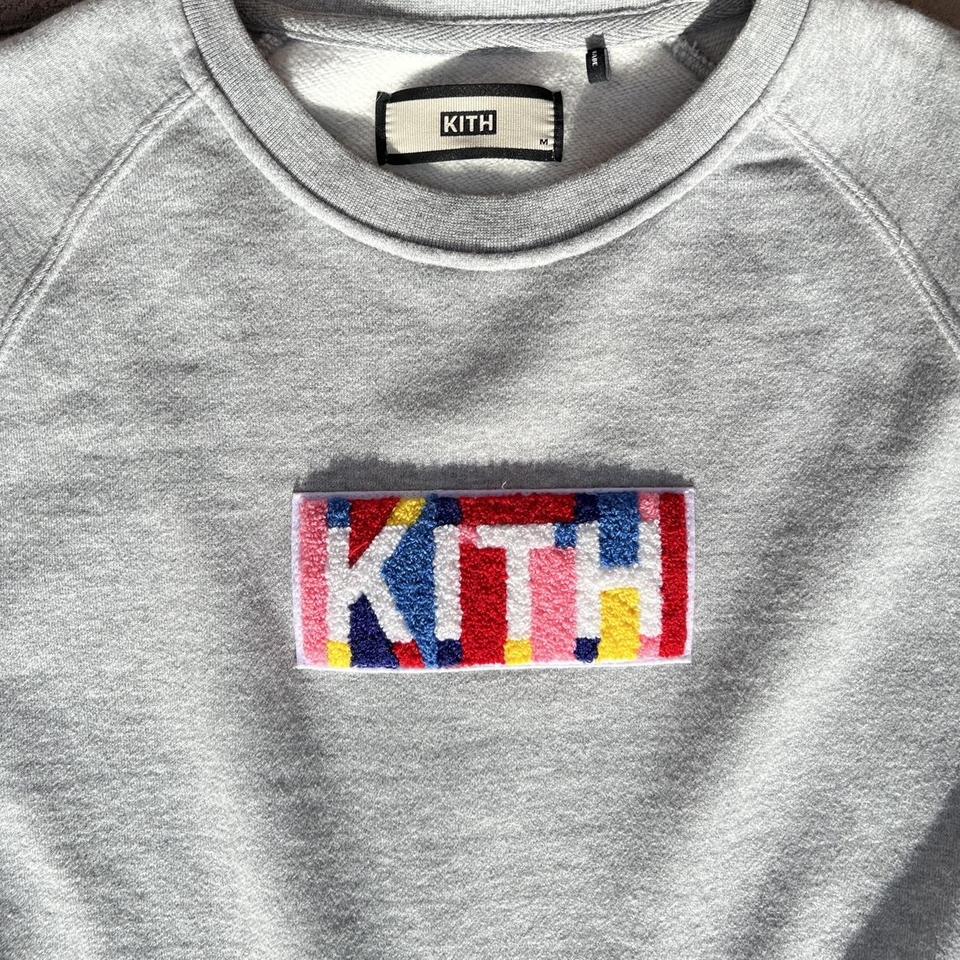 Kith geocolor box logo crewneck 🌈 , Season: FW17...