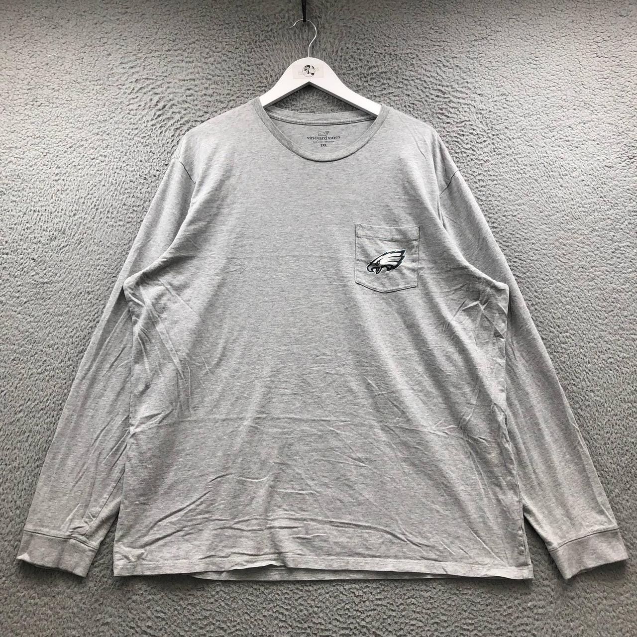 Philadelphia Eagles Vineyard Vines T-Shirt Men's - Depop