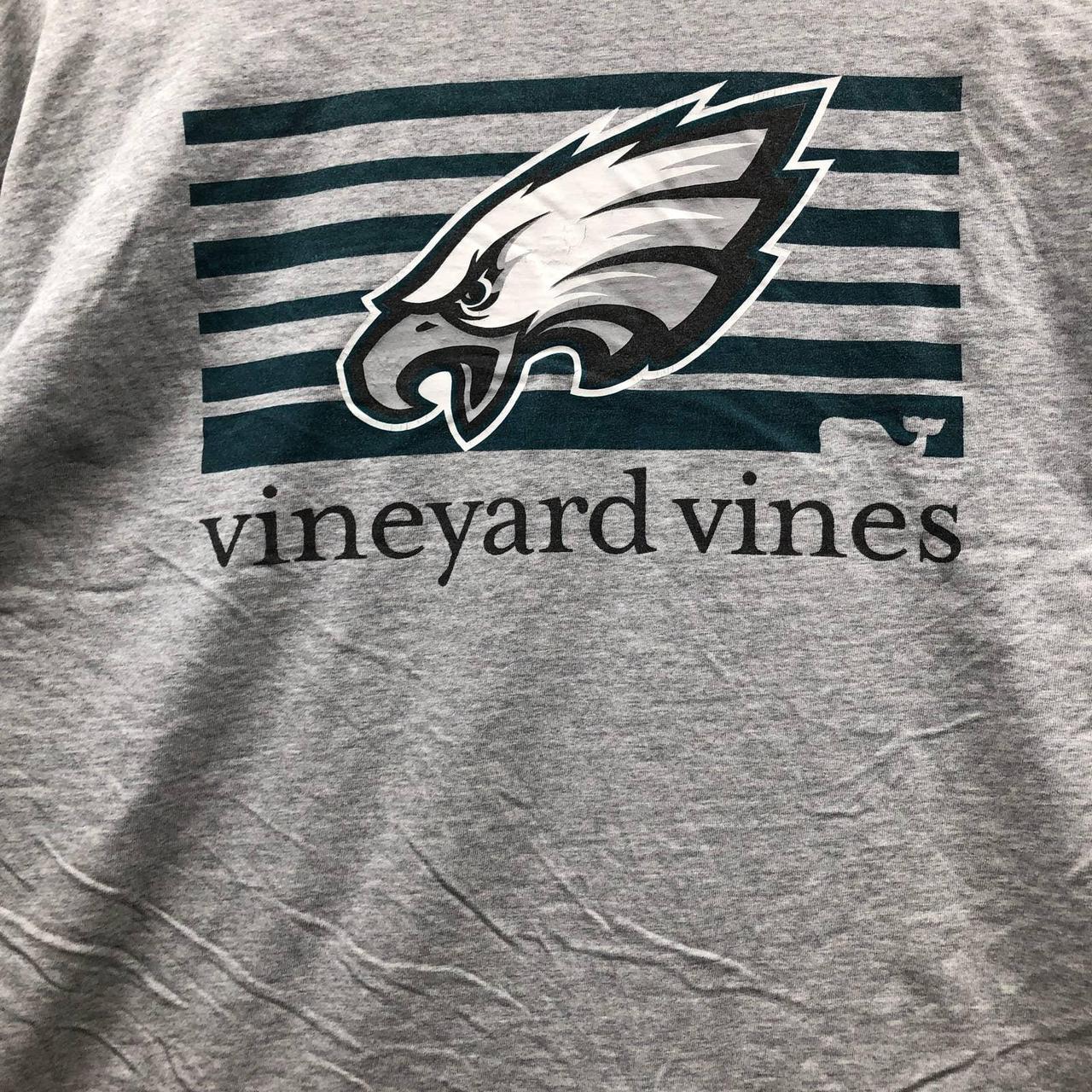 Philadelphia Eagles Vineyard Vines T-Shirt Men's - Depop