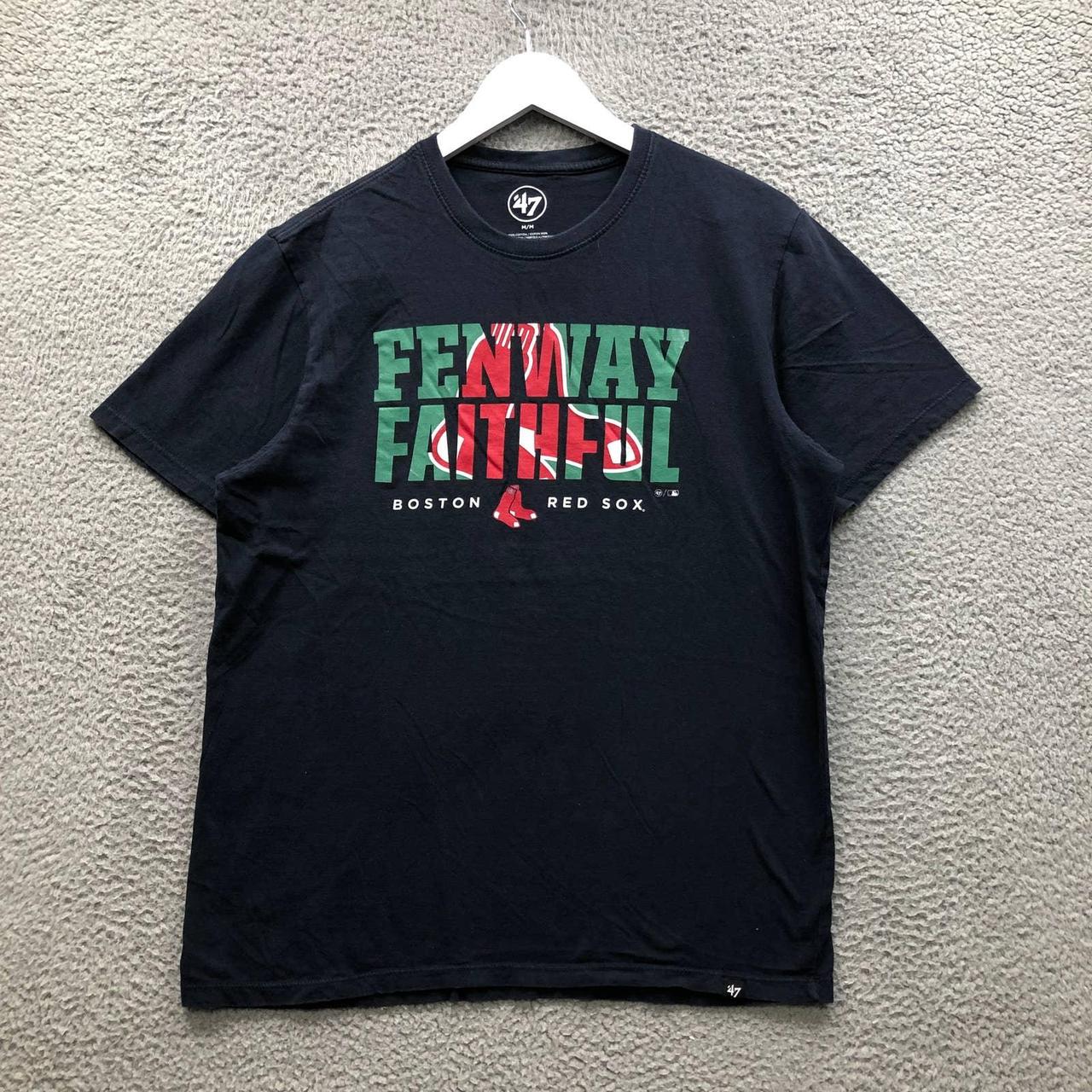 Boston Red Sox men's navy blue short sleeve graphic t-shirt size M