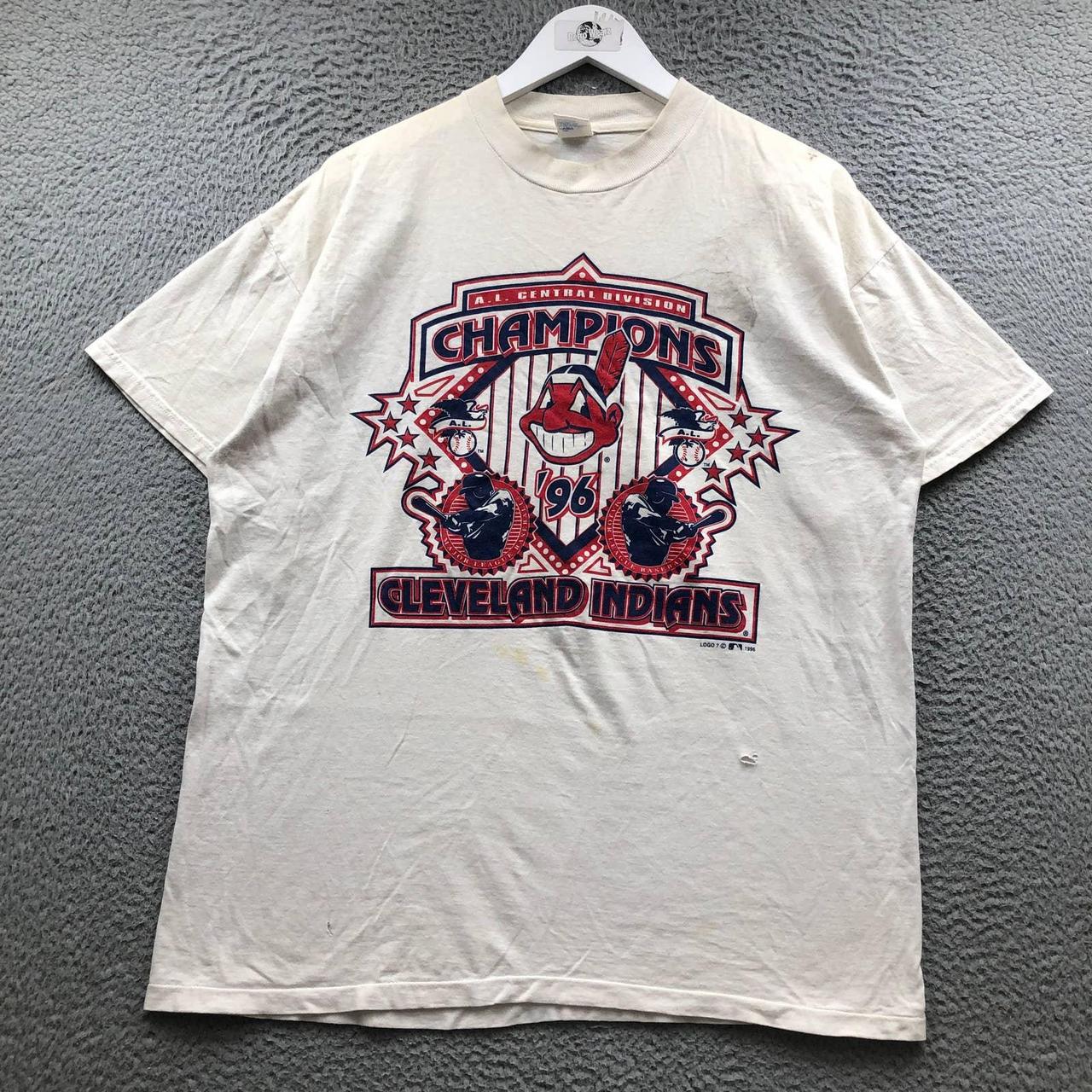 Vintage 1996 Logo 7 Cleveland Indians T-Shirt Men's... - Depop