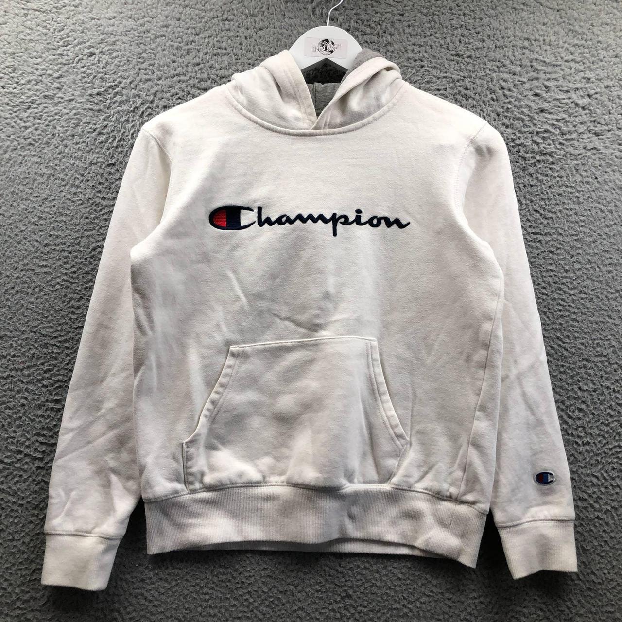 Champion hoodie hotsell youth large