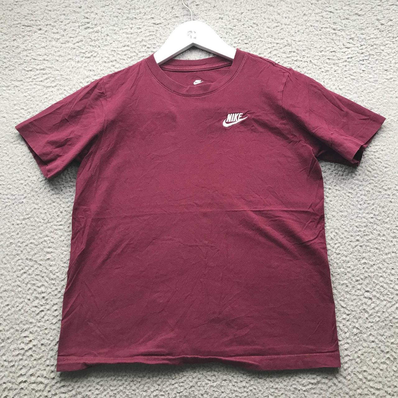 nike t shirt bordeaux