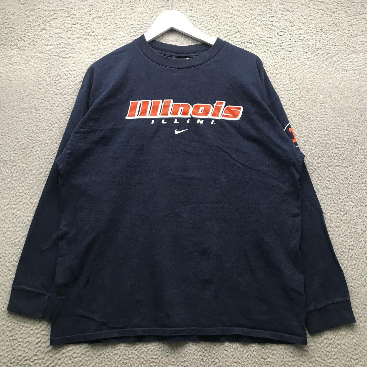 Vintage Nike Illinois Fighting Illini T-Shirt Men's... - Depop