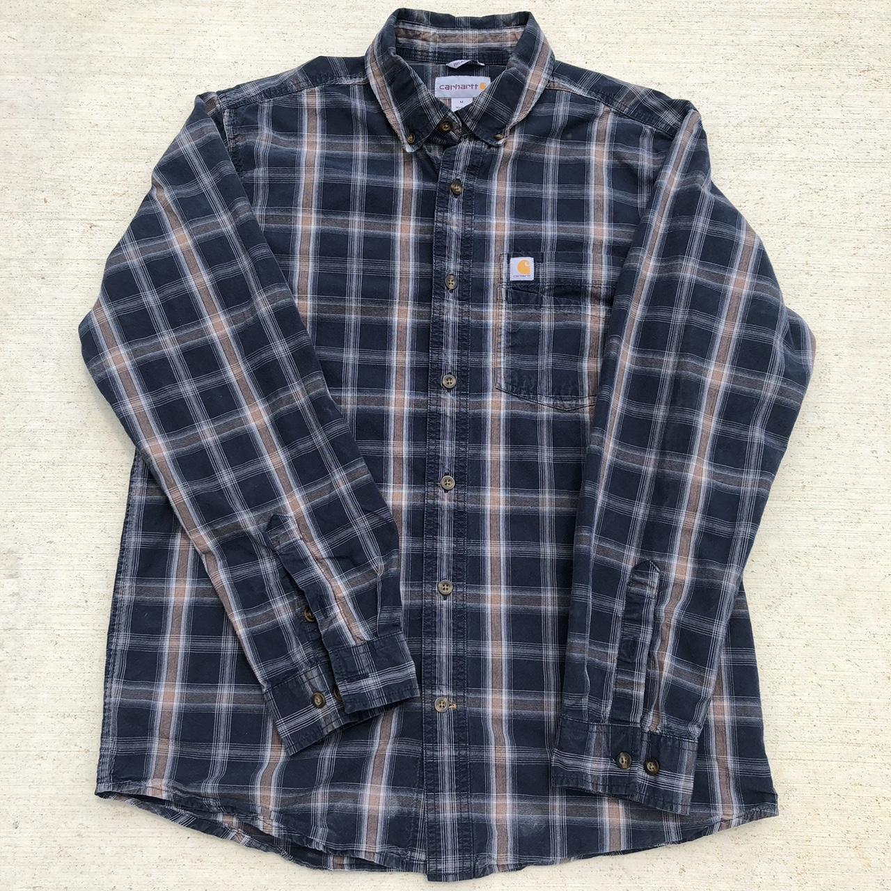 Carhartt button up flannel Size M 27x21