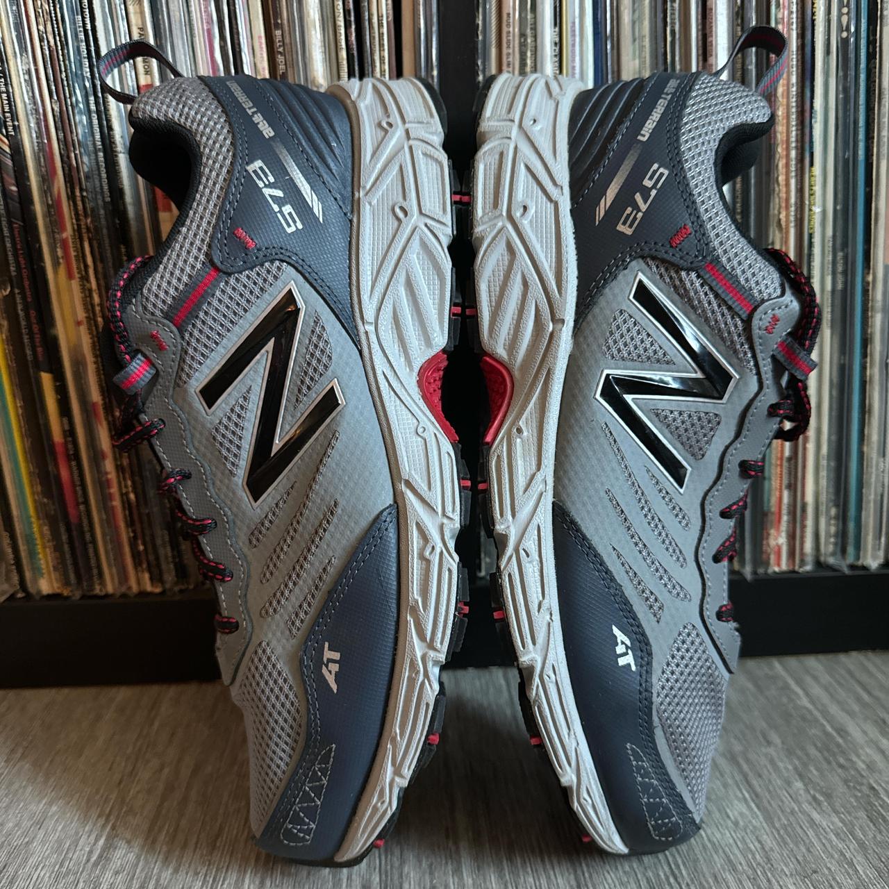 New balance 573 mens trail running shoes hotsell