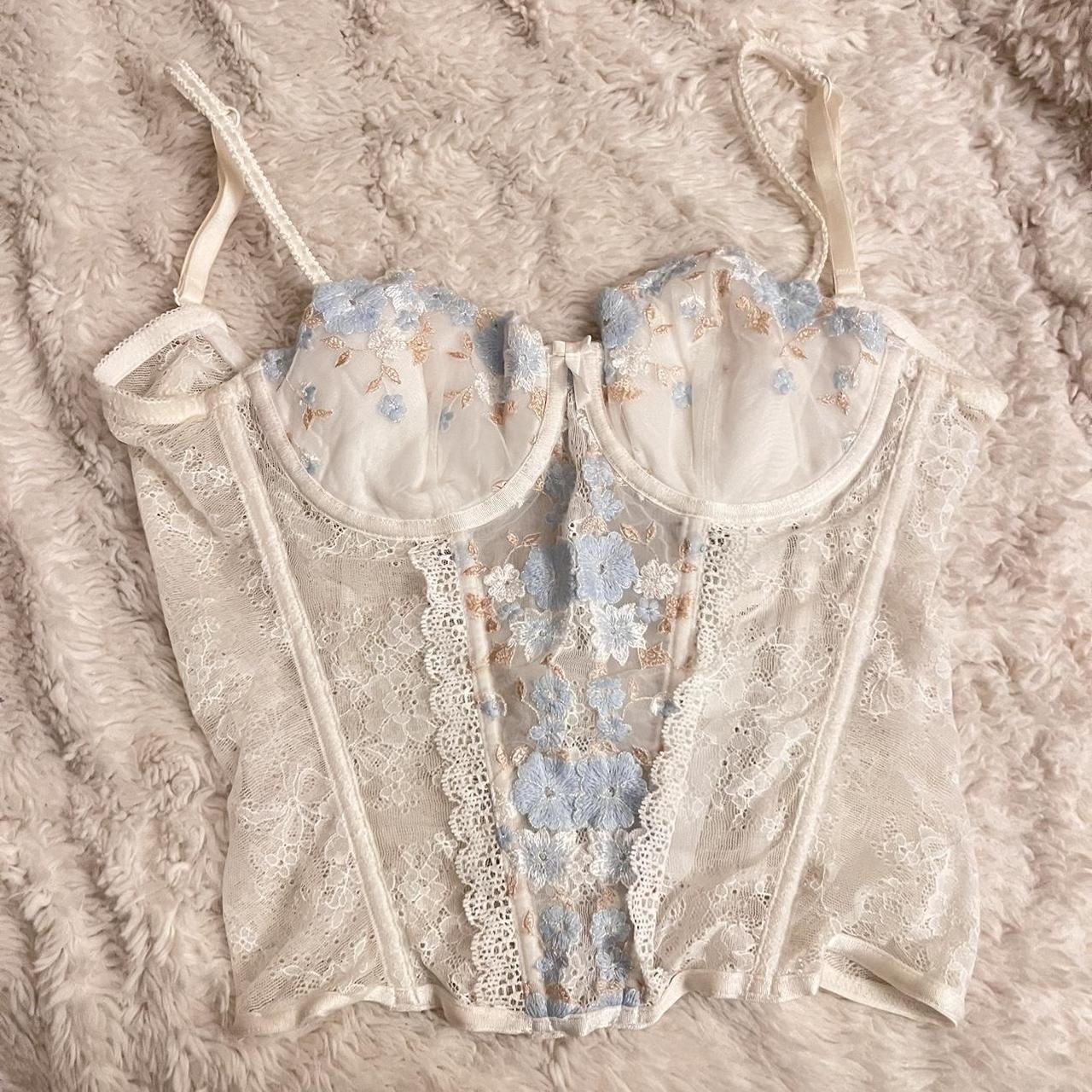 the most stunning white corset with blue flower... - Depop