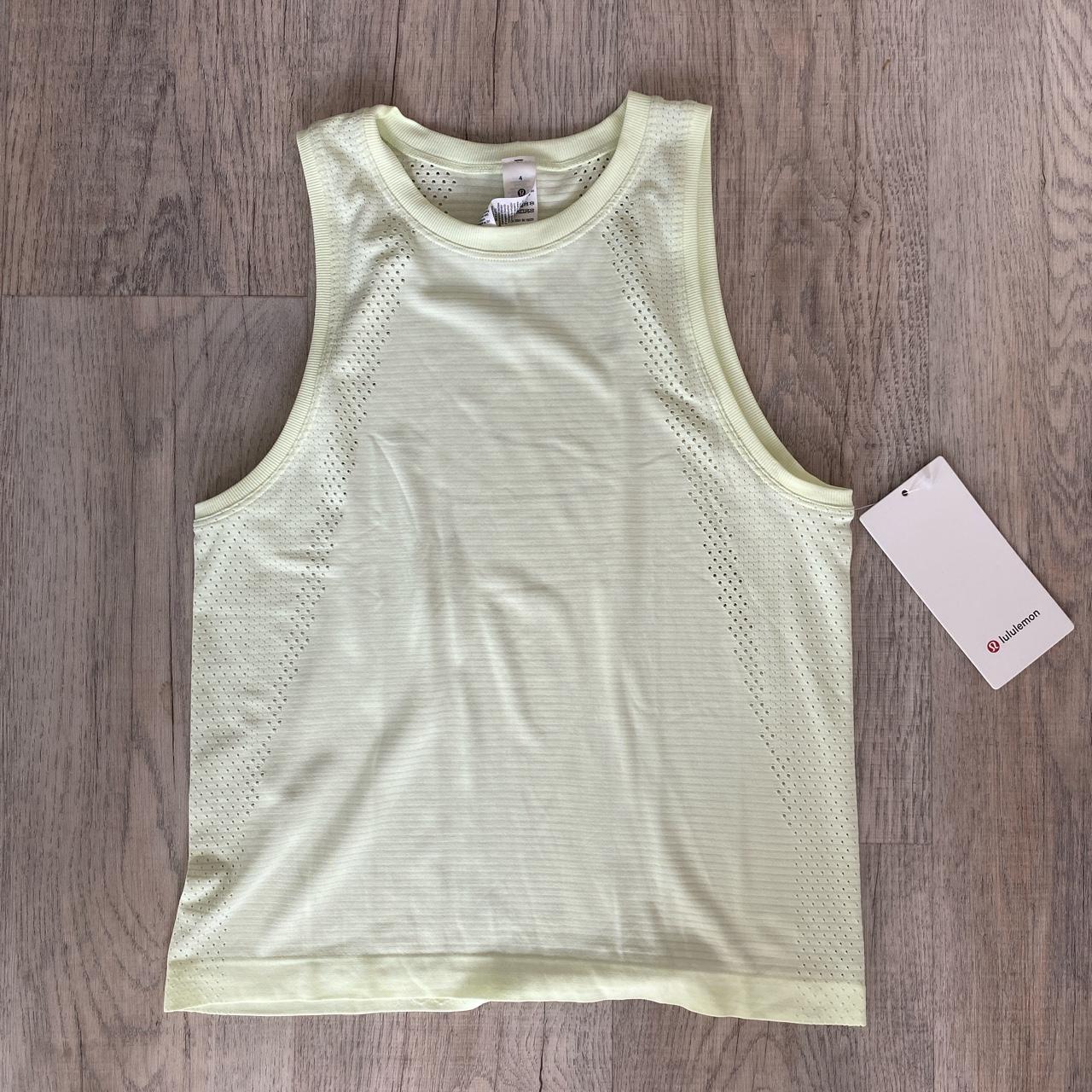 Lululemon Women's Vest Depop