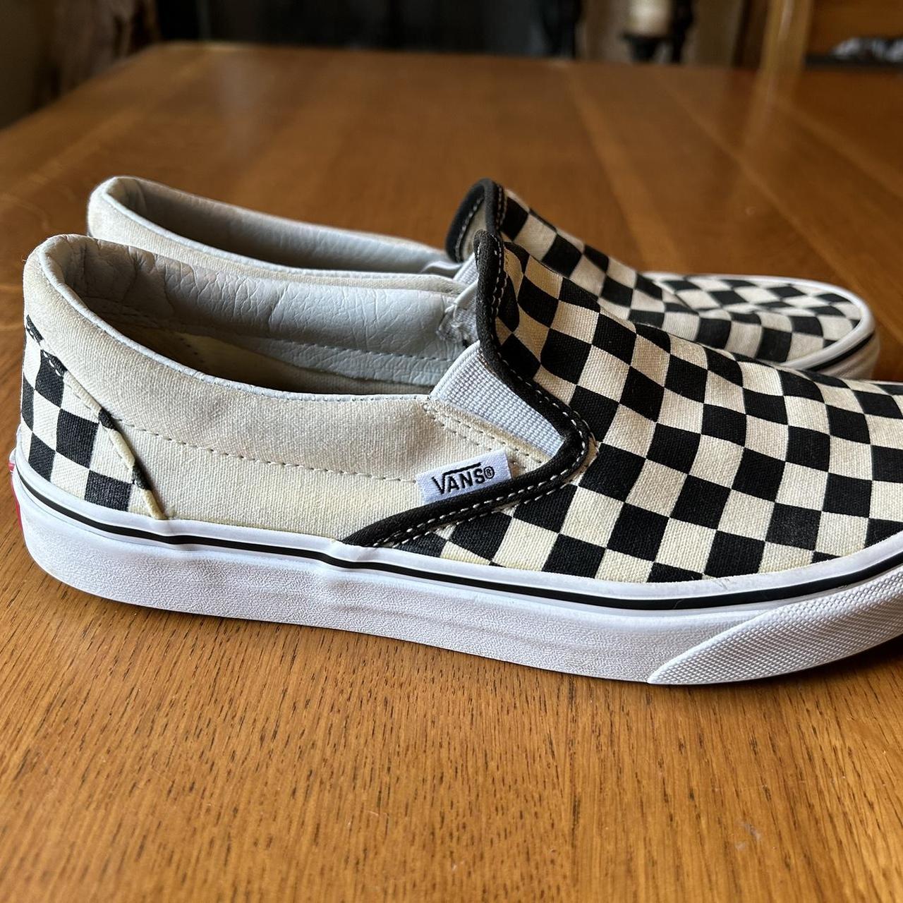 Vans Checker board M7 W8.5 like new - Depop