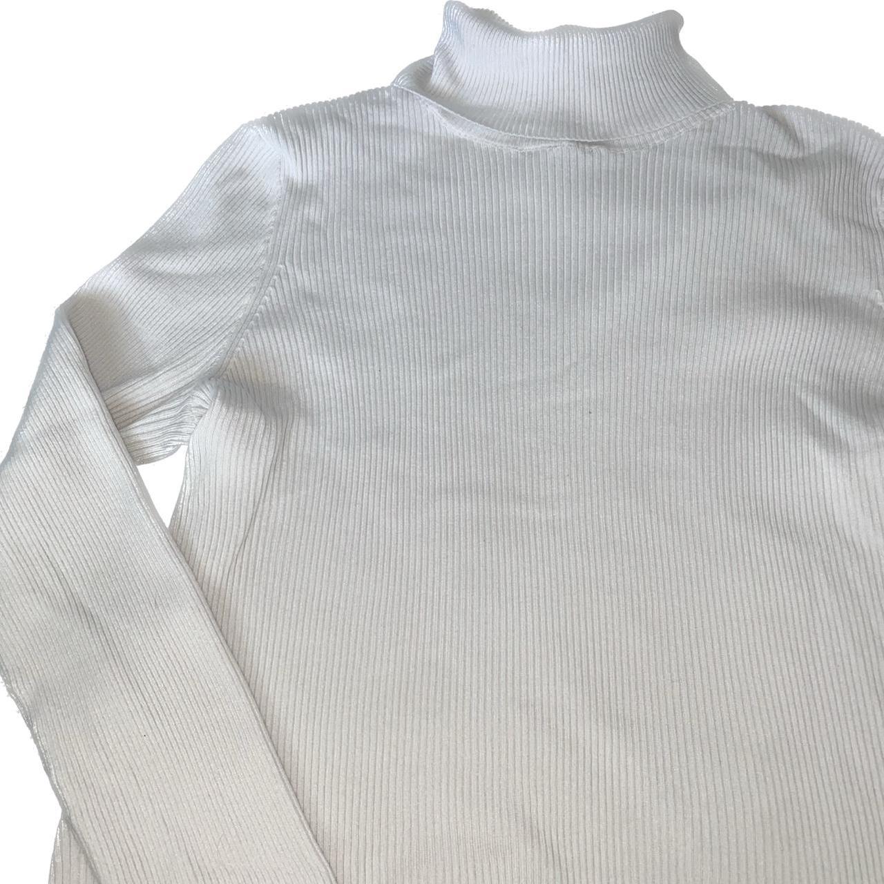 H&M Women's White Jumper Depop