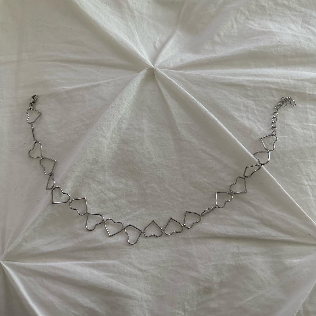 brandy melville heart bracelet barely worn, perfect... Depop