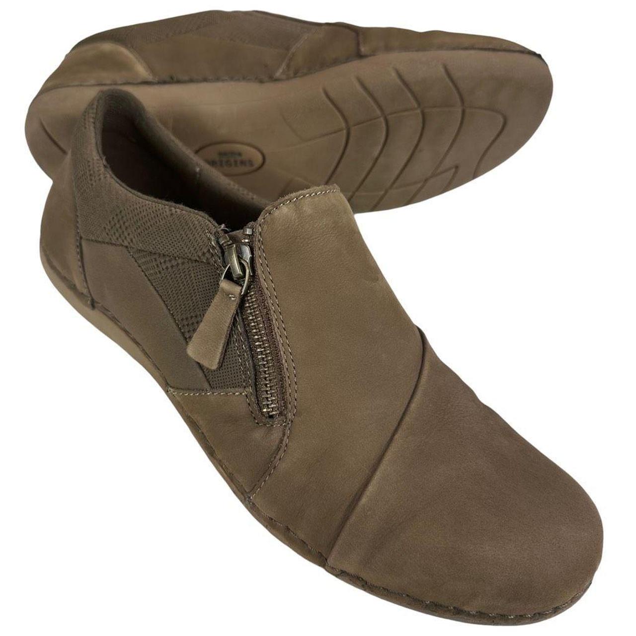 Earth origins best sale slip on shoes