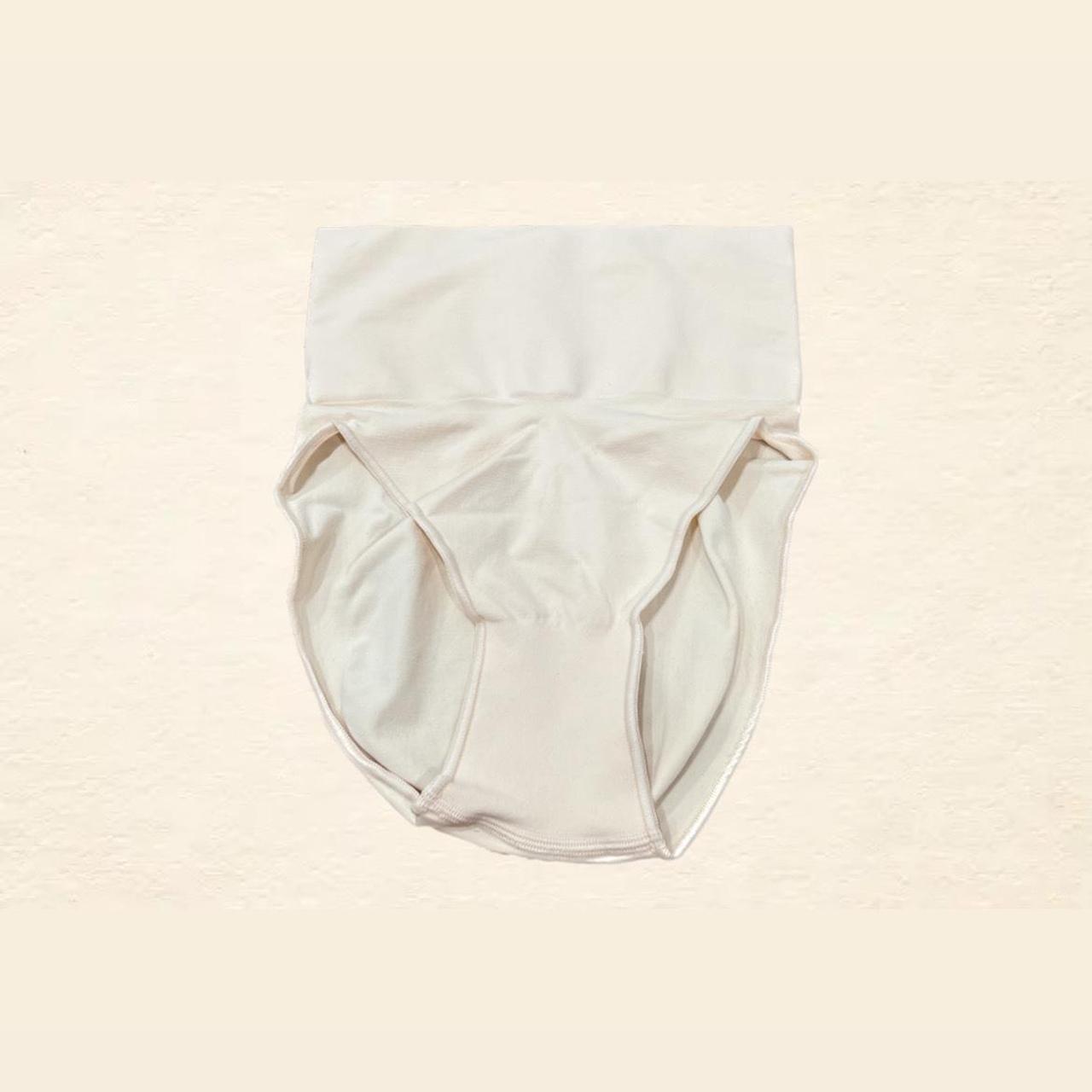 Skims shape wear Skims underwear that has a thick - Depop