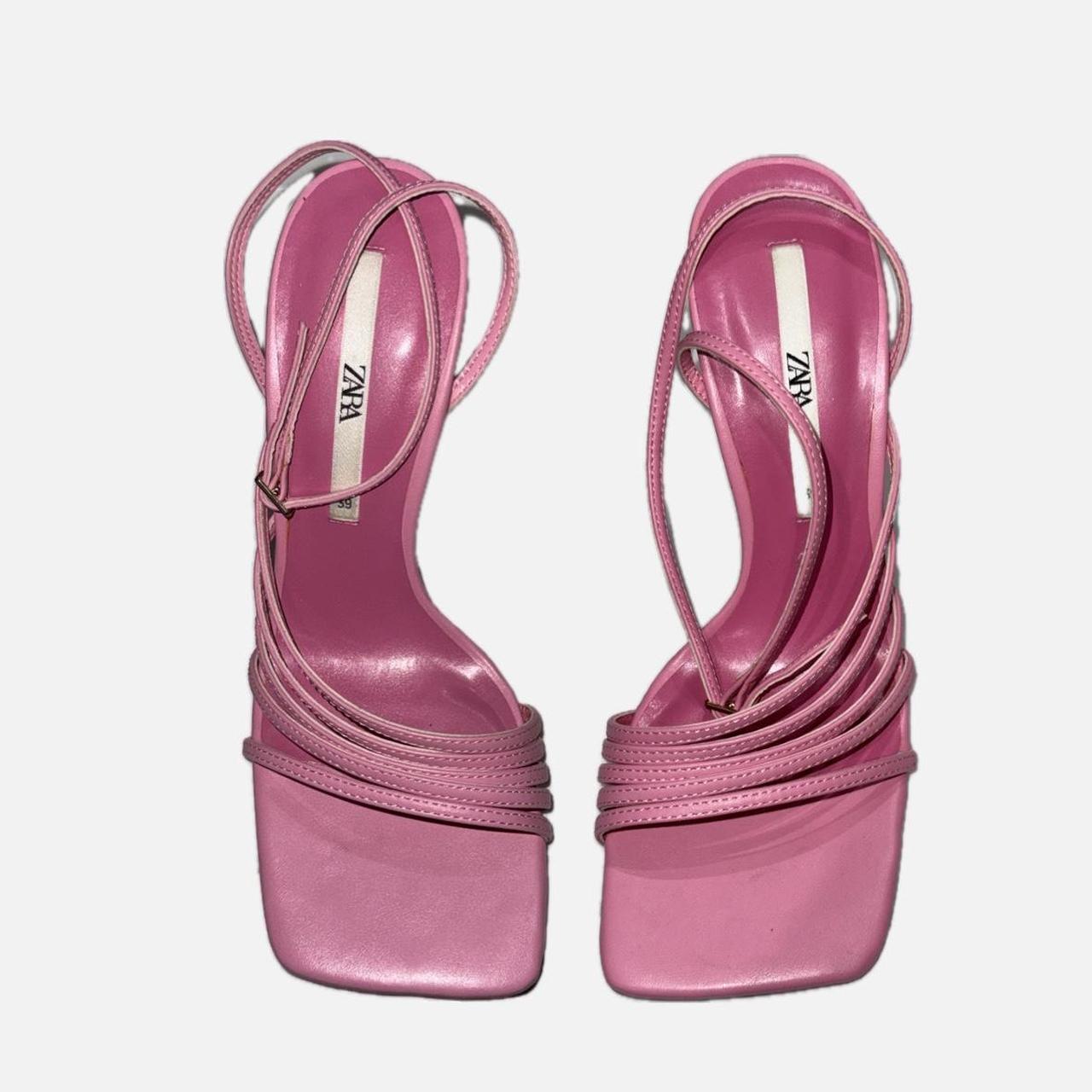 Bubblegum best sale pink heels