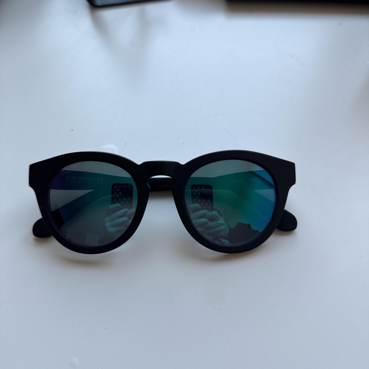 DIFF Women's Sunglasses - Black/Multi – Diff sung… - image 1