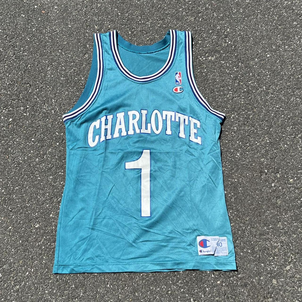 VINTAGE CHAMPION 90'S Muggsy Bogues Charlotte Hornets NBA