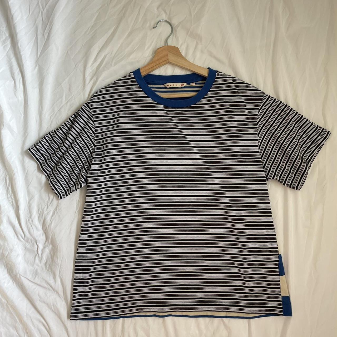 Marni Men's Black and Blue T-shirt | Depop