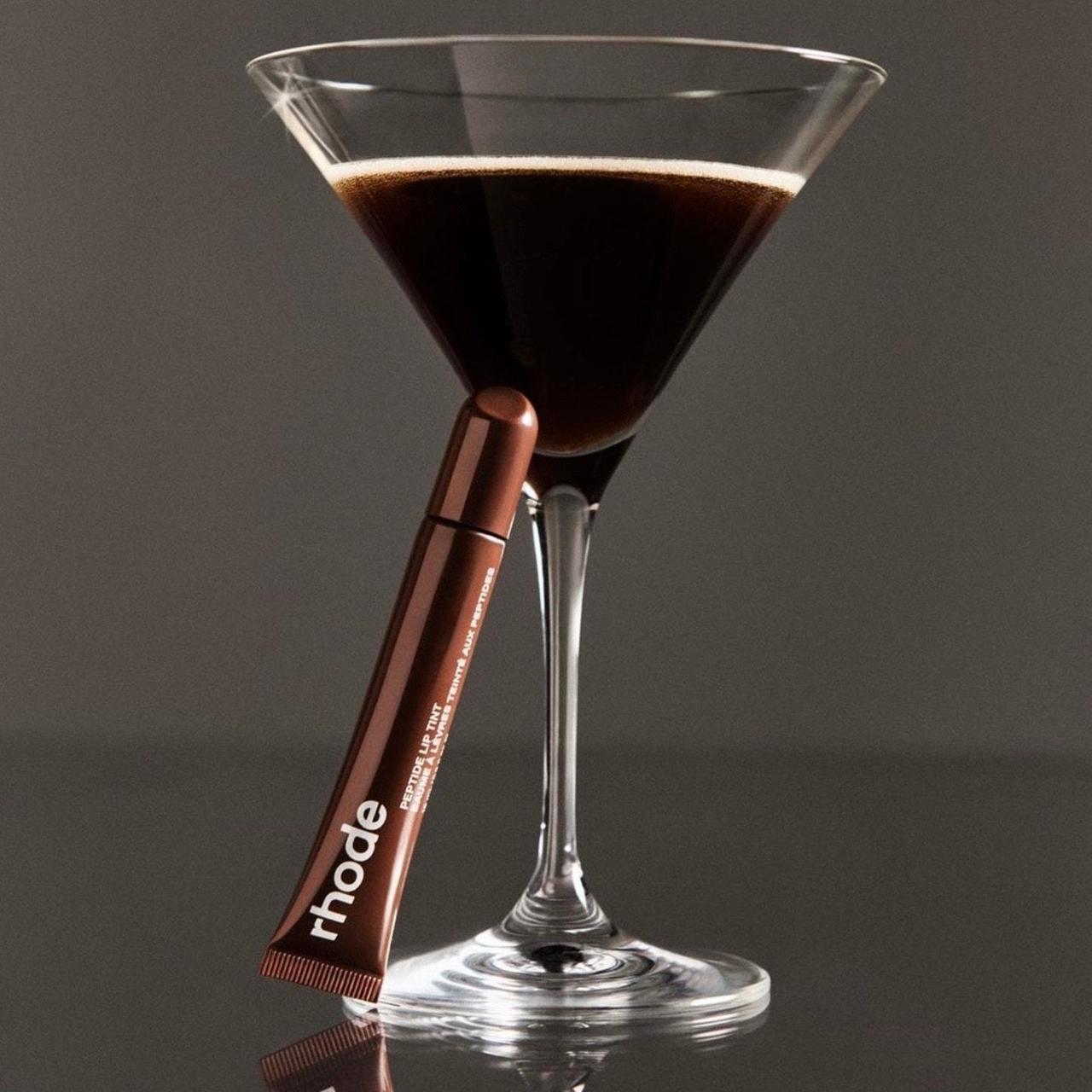 RHODE PEPTIDE LIP TINT - ESPRESSO BROWN - A rich | Depop