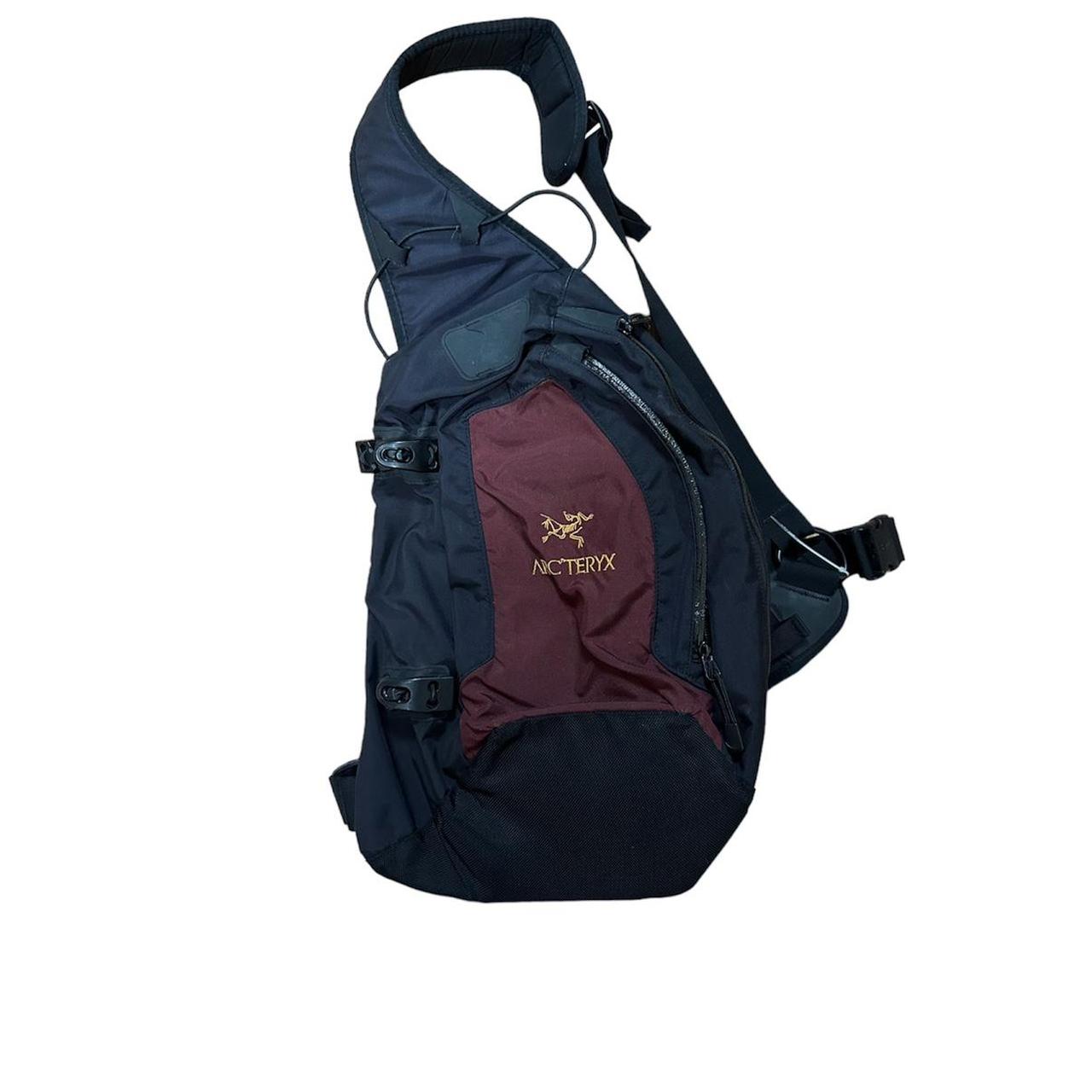 Vintage ARC’TERYX Sling Shoulder Bag, Absolutely...