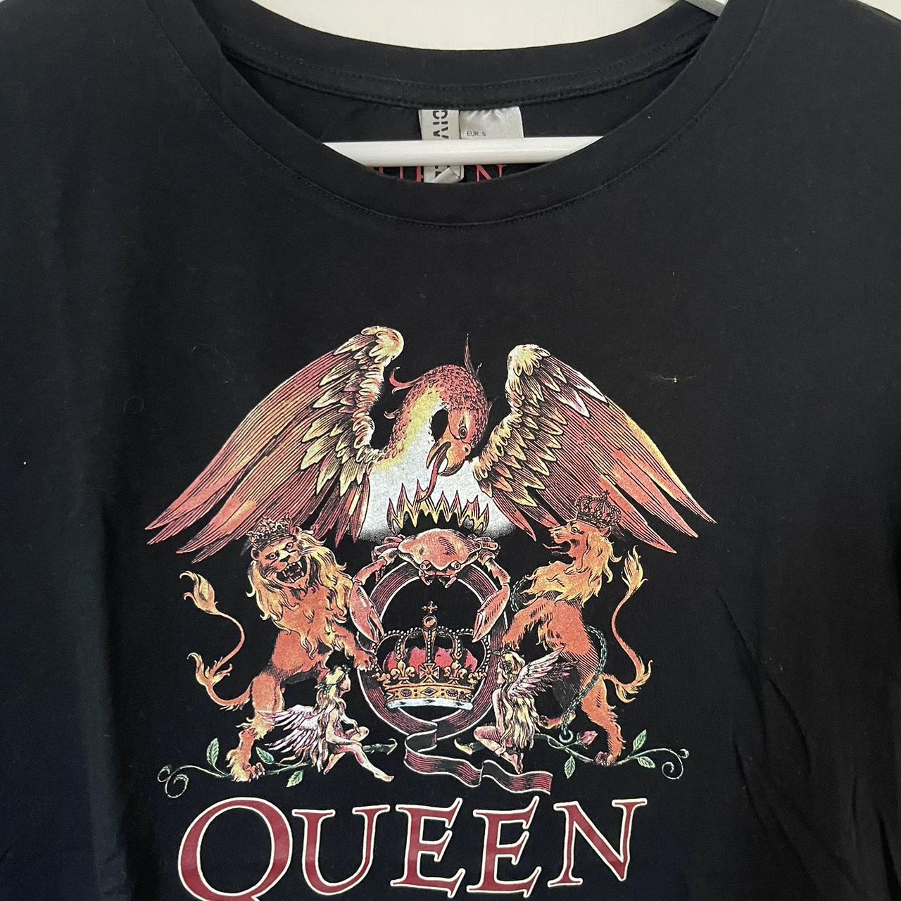 H&m queen shirt hotsell