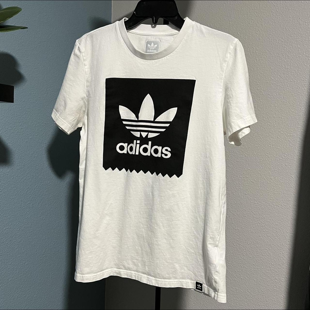 Adidas Men's White and Black T-shirt | Depop