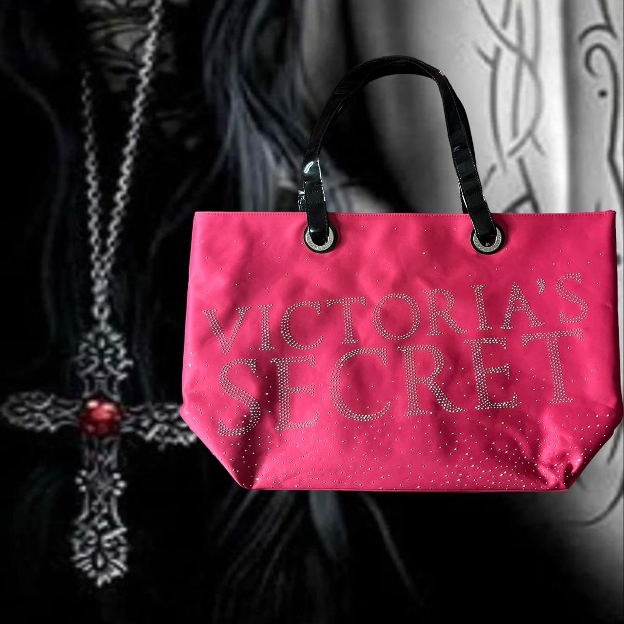 Hot pink discount victoria secret bag