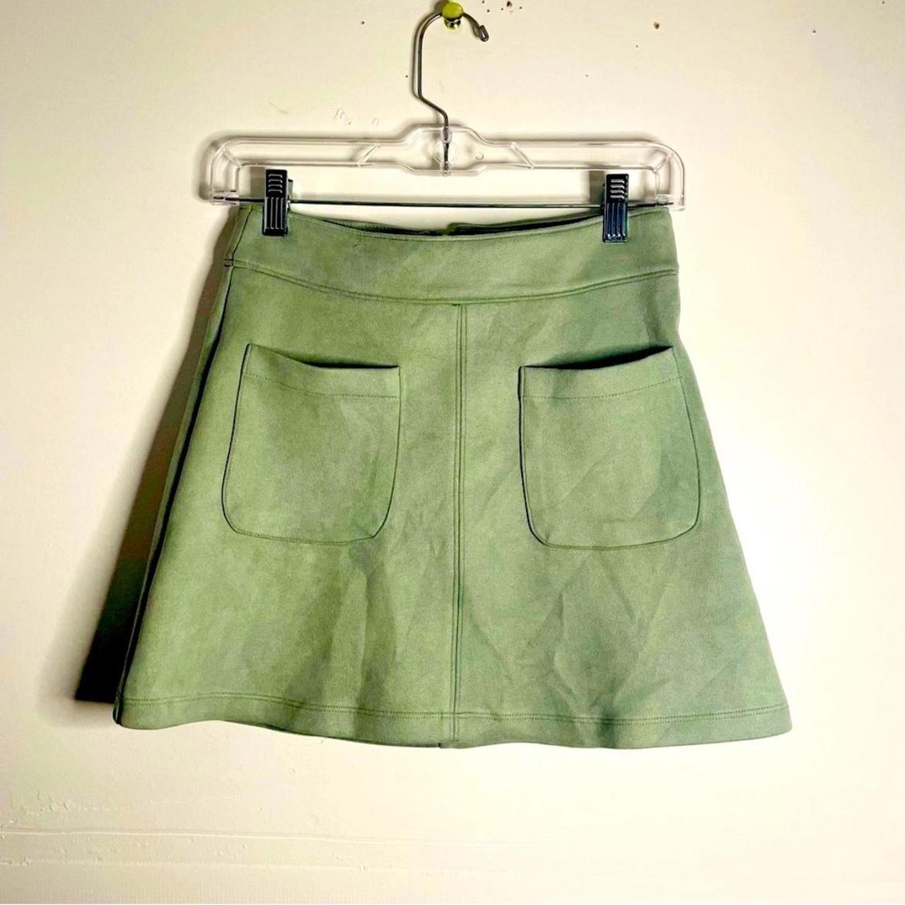 Green skirt forever 21 hotsell