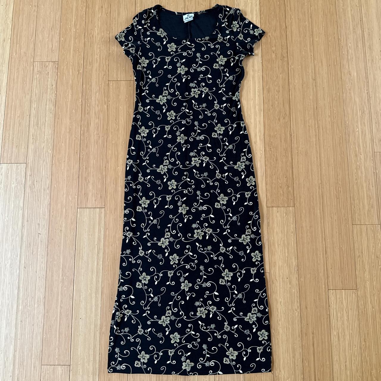 item listed by foxglove_vintage