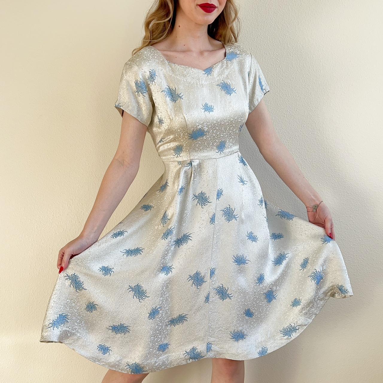 Vintage 1950s Silver Silk Chrysanthemum Dress Set... Depop