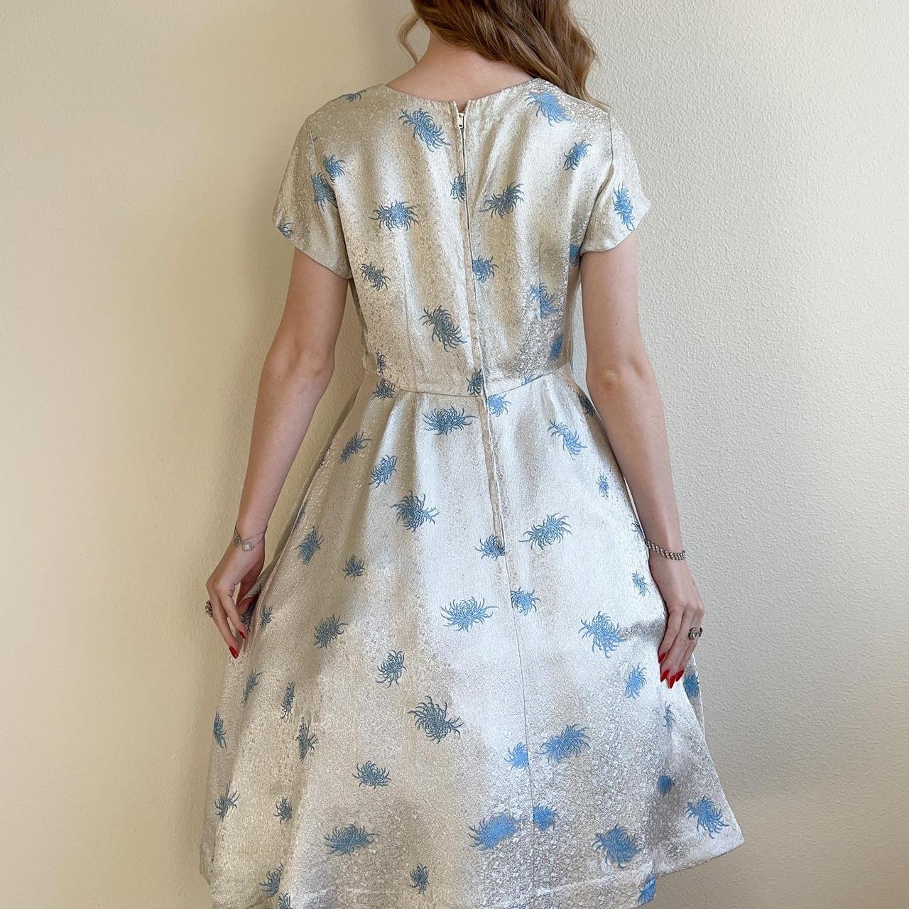 Vintage 1950s Silver Silk Chrysanthemum Dress Set... Depop