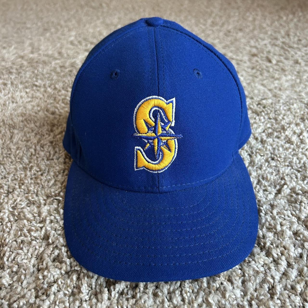 item listed by sundayzproject