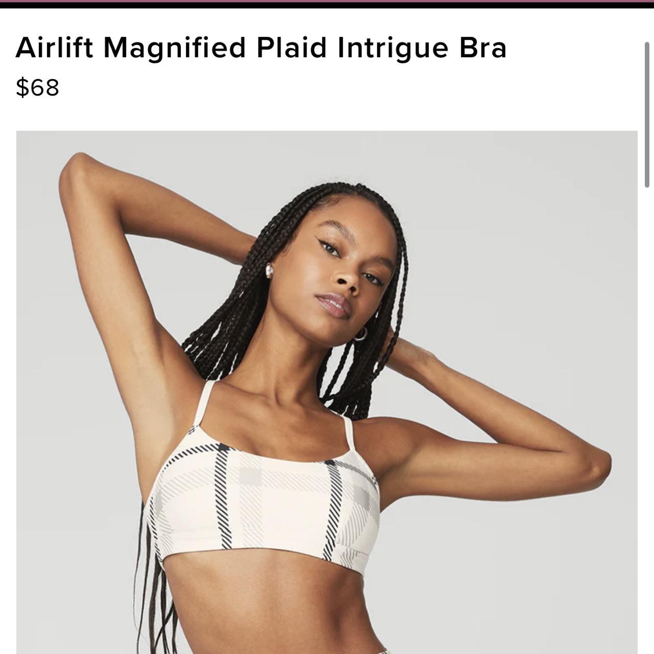 ALO YOGA workout set airlift intrigue bra XS in - Depop