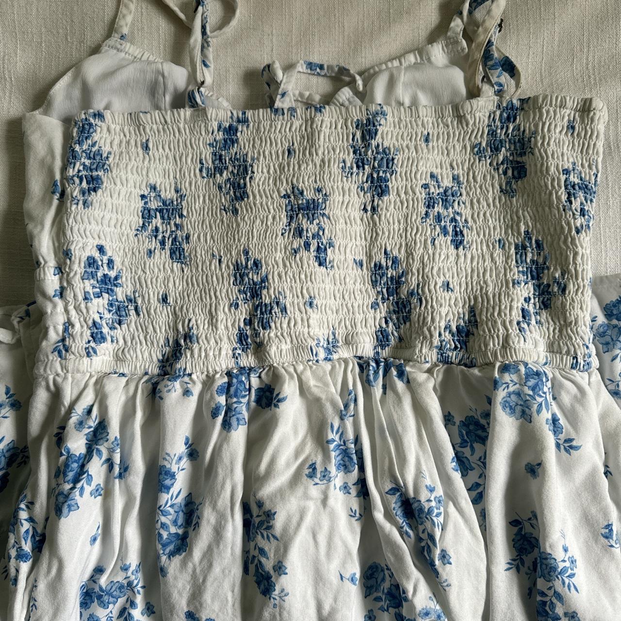 Hollister white flower print dress. Great for... - Depop