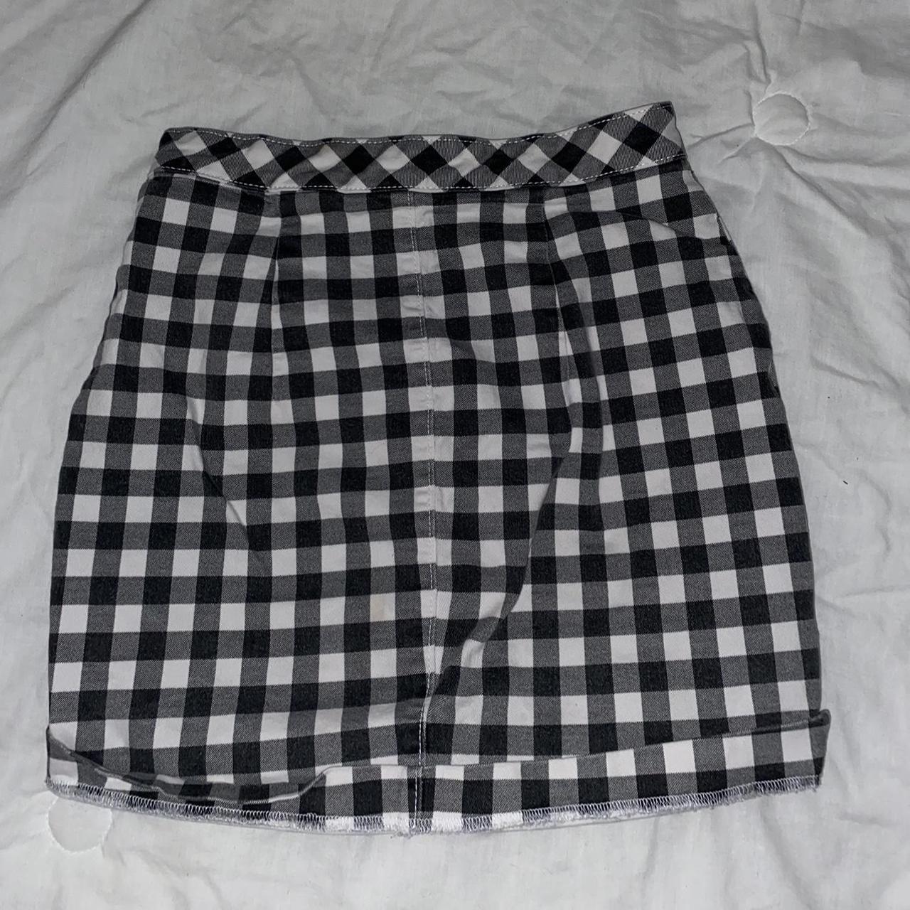 Zara Women's Black and White Skirt | Depop