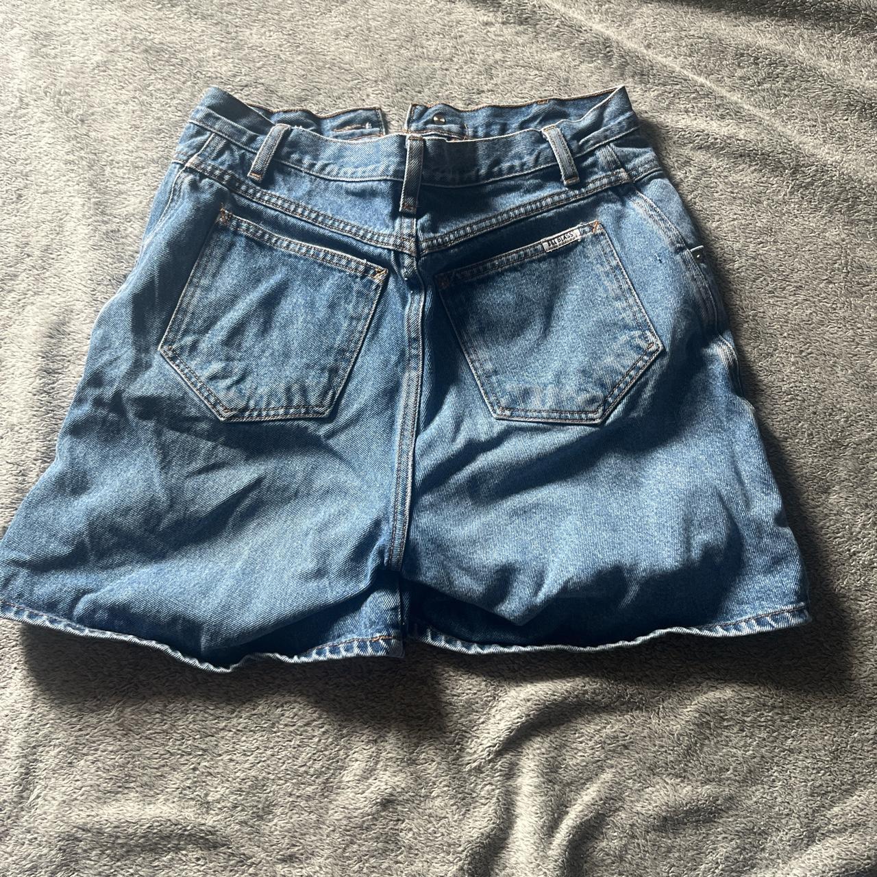 Bill Blass Women's Blue Shorts | Depop