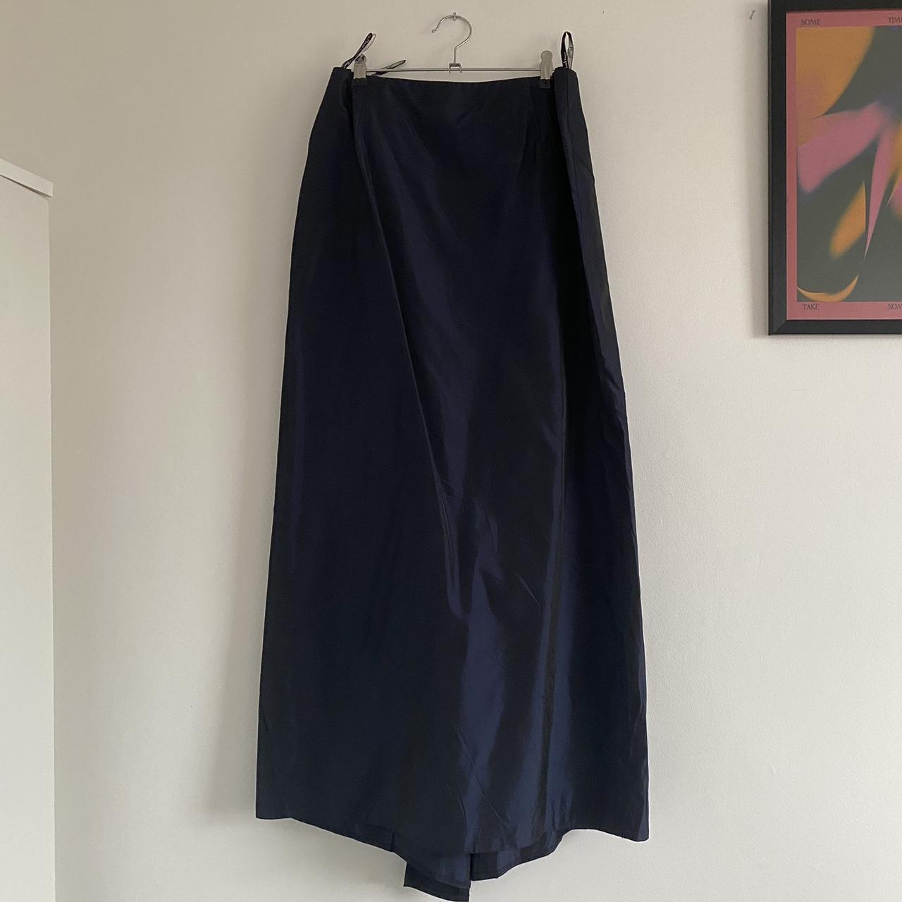 item listed by atelier_evie