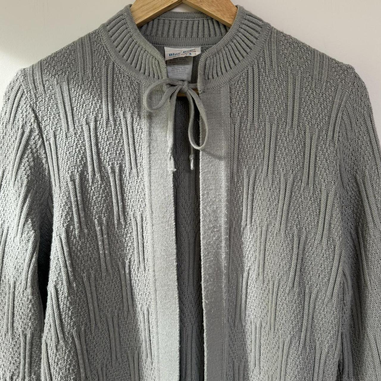 Cute vintage grey cardigan⭐️ - size small to extra... - Depop