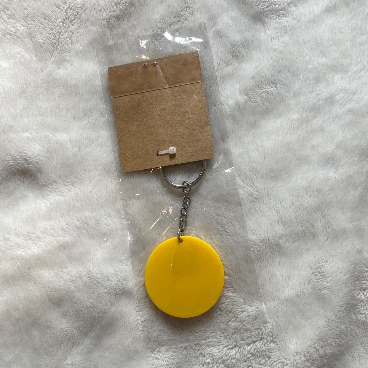 brandy melville smiley face keychain Depop