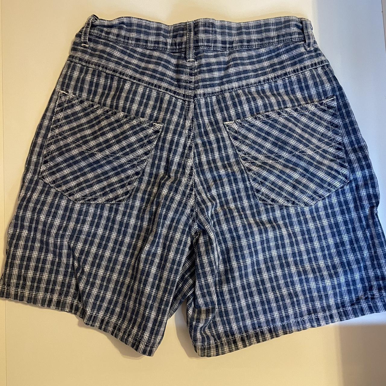 American Vintage Women's Blue and White Shorts | Depop