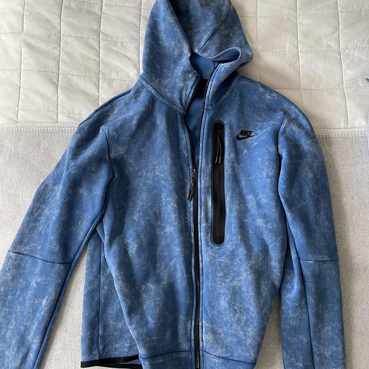 nike tie dye fleece