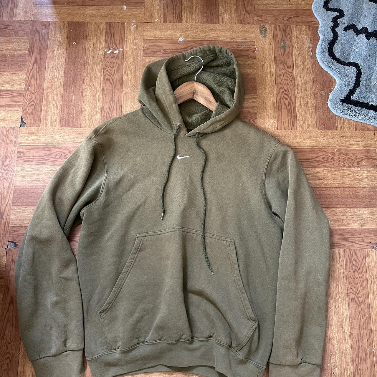 Nike Men's Green Hoodie | Depop