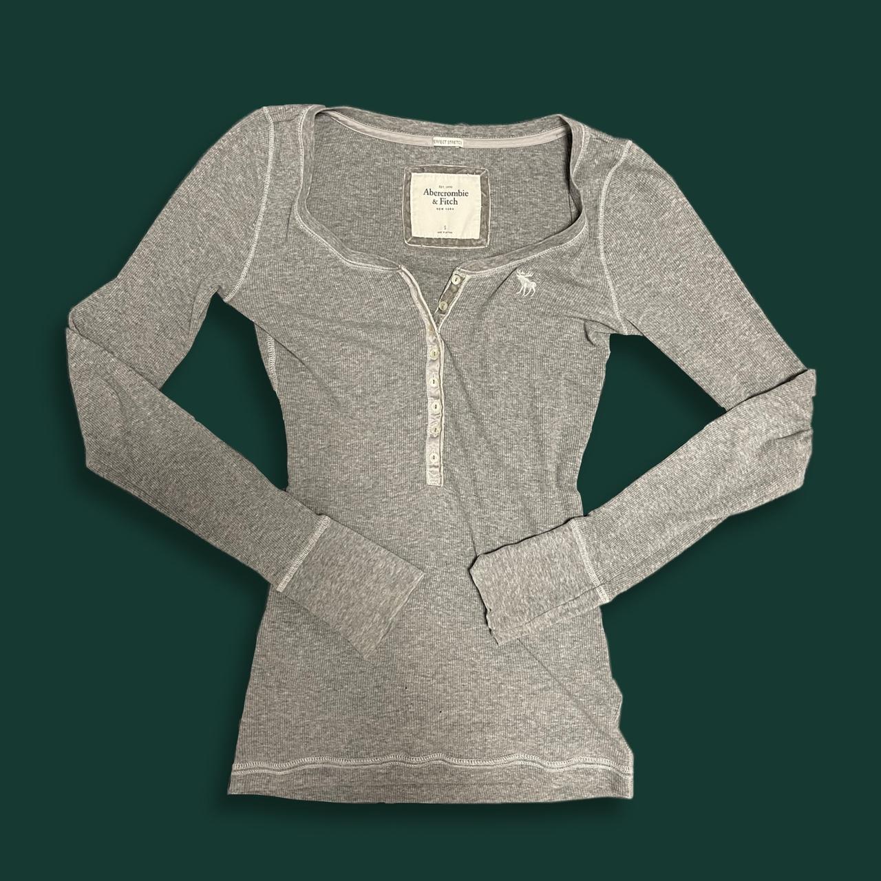 rare grey abercrombie henley top.ೃ࿐ •abercrombie... Depop