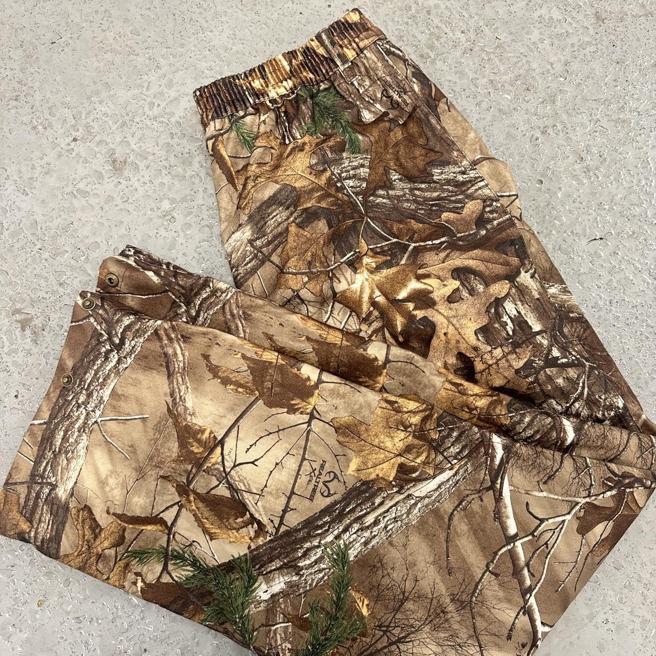 Vintage Camouflage sweatpants Size Medium. Perfect... - Depop