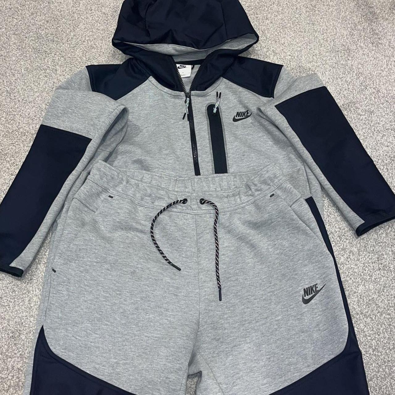nike tech fleece woven grey