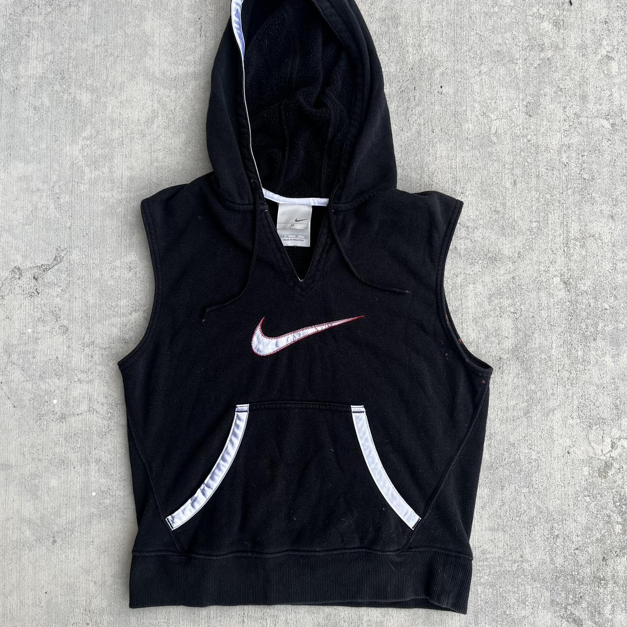 Nike sleeveless 2024 hoodie black