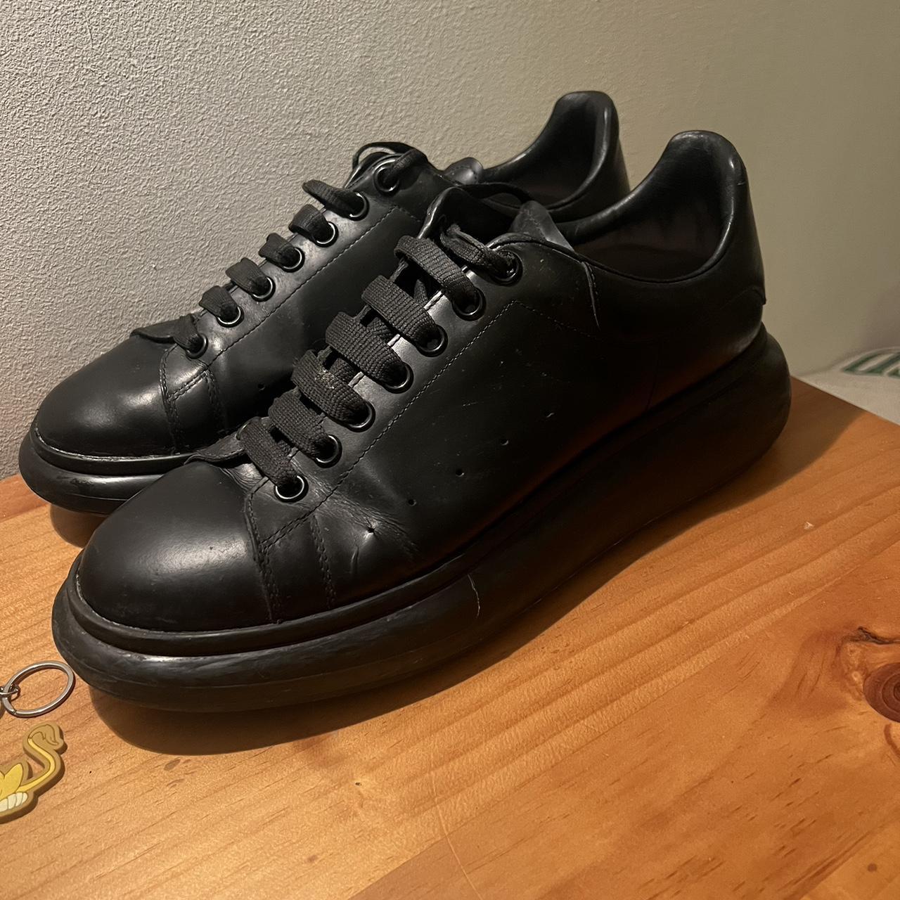 Mens black discount alexander mcqueen trainers