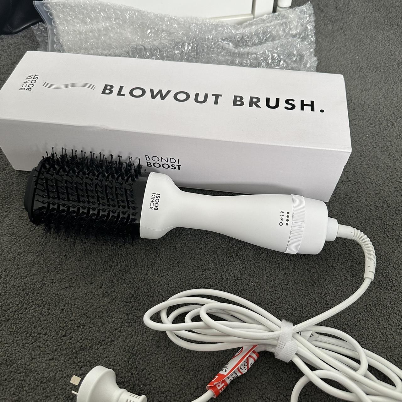 Bondi Boost Blowout Brush Have only used once as a... - Depop
